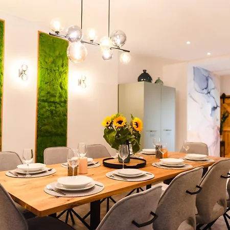 Oomph The Grand Group & Family Retreat Apartmán Berlín