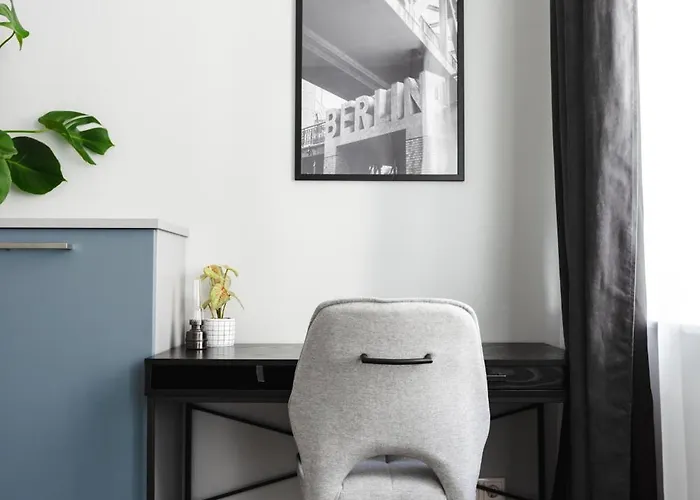 Oomph The Grand Group & Family Retreat *