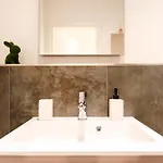 Oomph The Grand Group & Family Retreat