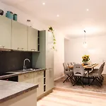 Oomph The Grand Group & Family Retreat