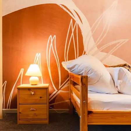 Oomph The Grand Group & Family Retreat Berlin