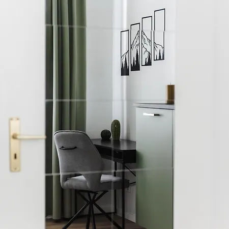 Oomph The Grand Group & Family Retreat Appartement