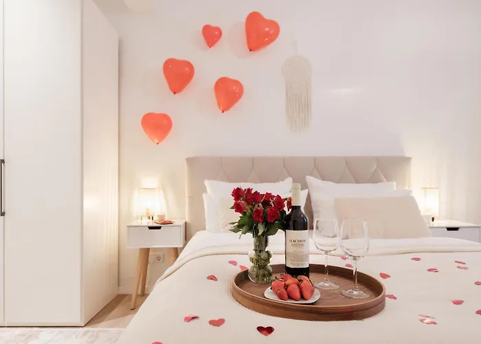 Oomph The Grand Group & Family Retreat *