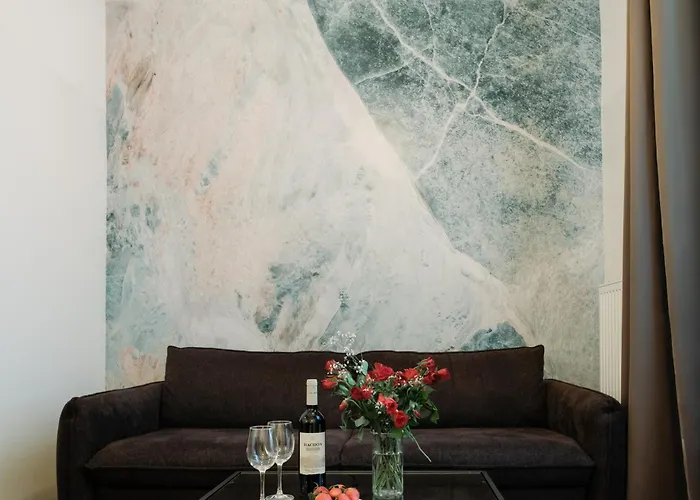 Oomph The Grand Group & Family Retreat