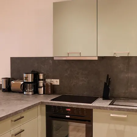 Apartment Oomph The Grand Group & Family Retreat *