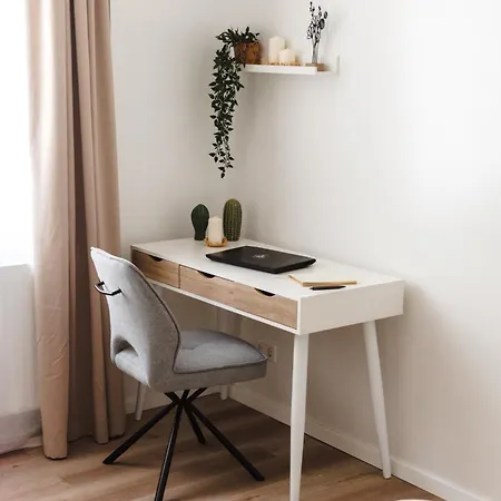 Oomph The Grand Group & Family Retreat Berlin