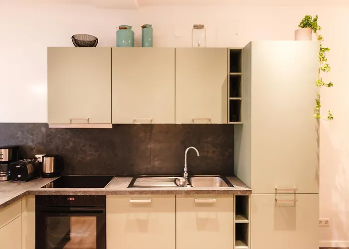 Oomph The Grand Group & Family Retreat Apartman Berlin