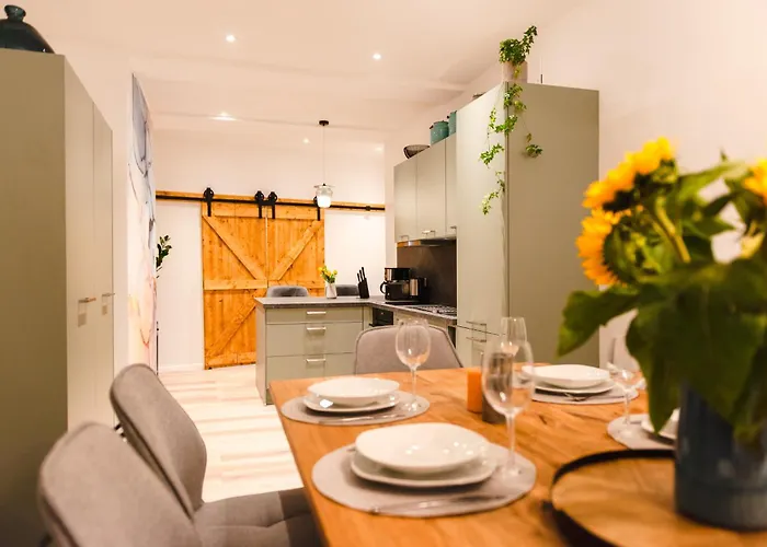 Oomph The Grand Group & Family Retreat Apartamento