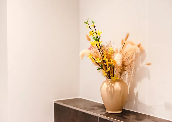 Oomph The Grand Group & Family Retreat *