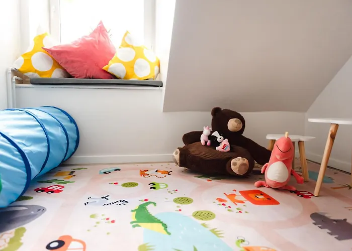 Oomph The Grand Group & Family Retreat