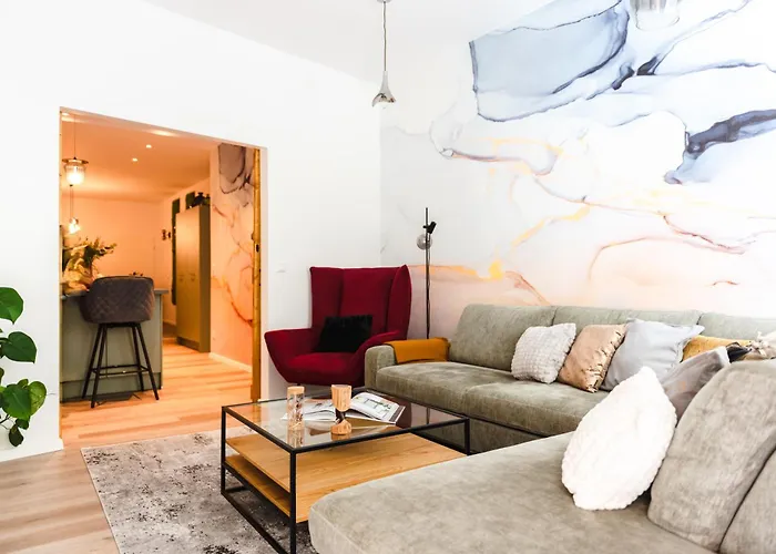 Oomph The Grand Group & Family Retreat Apartamento *